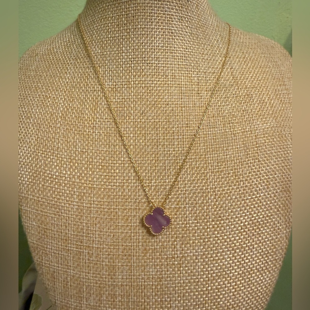 925 Sterling Silver with Gold Plated Chain Necklace with Purple Clover Pendant